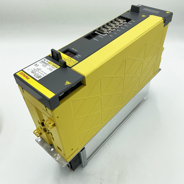 A06B-6111-H011#550 FANUC Amplifier(driver) - Image 2